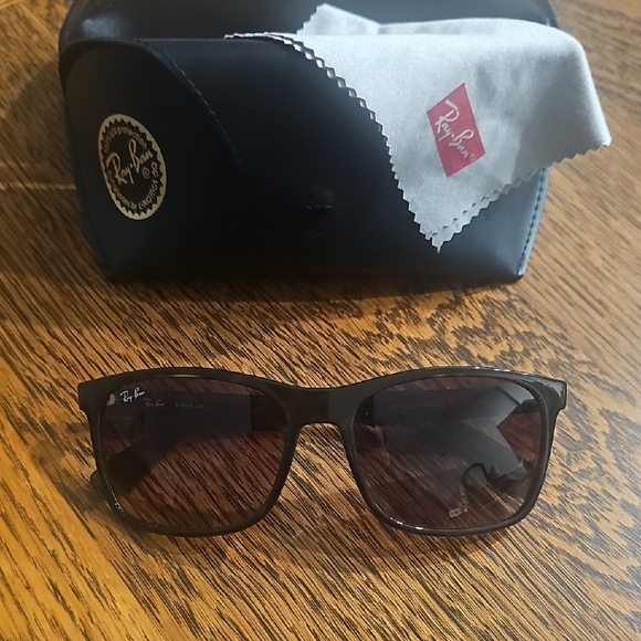 Ray-Ban Accessories - "Ray-Ban" Dark Tortoise Frame Sunglasses-Unisex